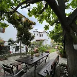 Milina's Cozy Riverside Милина