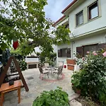Milina's Cozy Riverside Апартаменты *