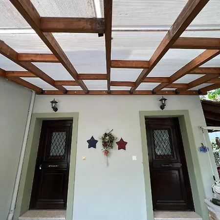 Milina's Cozy Riverside *