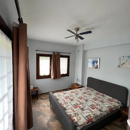 Milina's Cozy Riverside