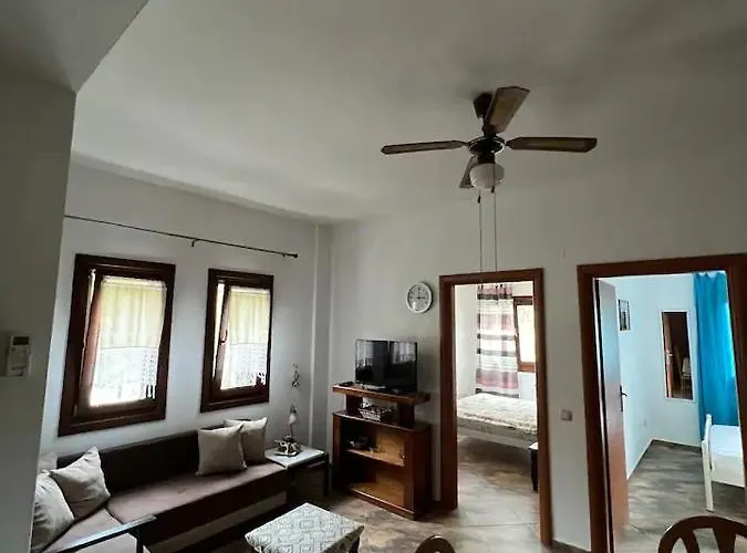 Milina's Cozy Riverside * Milina